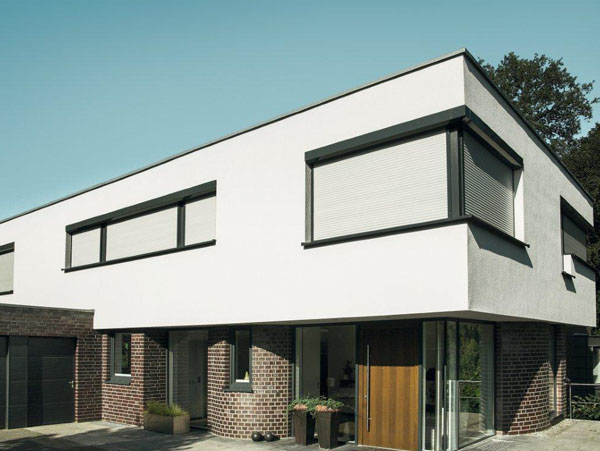 防護(hù)卷簾窗